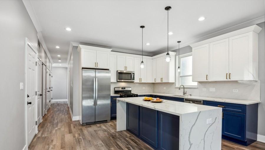 Warren, 3014 W Warren Blvd, Chicago — view 2