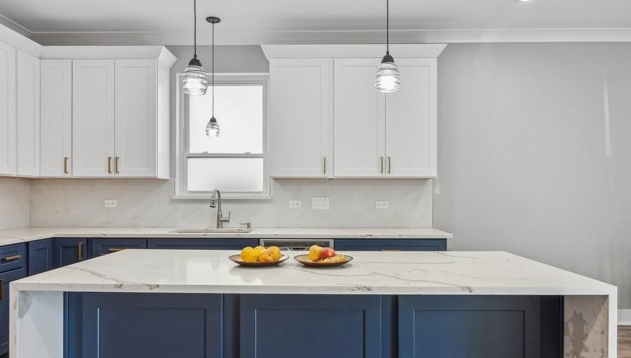 Warren, 3014 W Warren Blvd, Chicago — view 3